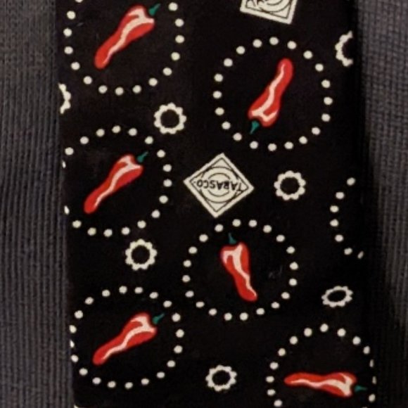 TABASCO Hot Peppers Tie - Picture 5 of 5